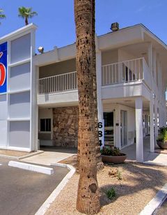 Motel 6 Scottsdale