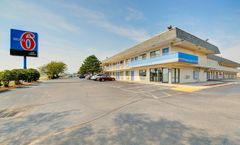 Motel 6 Wichita Airport