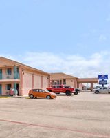 Americas Best Value Inn Clute Lake Jacks