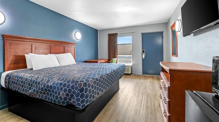 Americas Best Value Inn Indianola Room