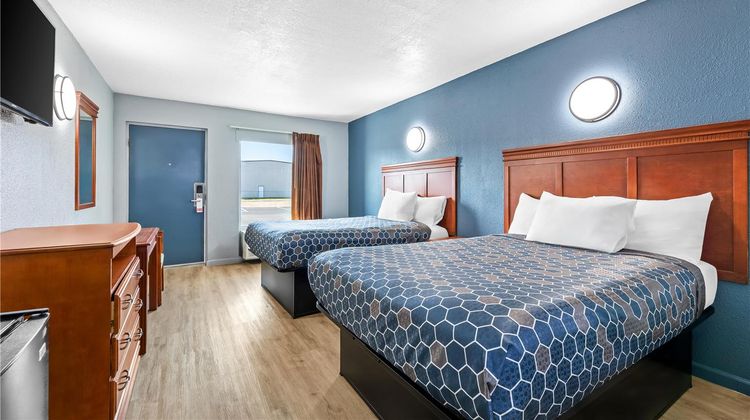 Americas Best Value Inn Indianola Room