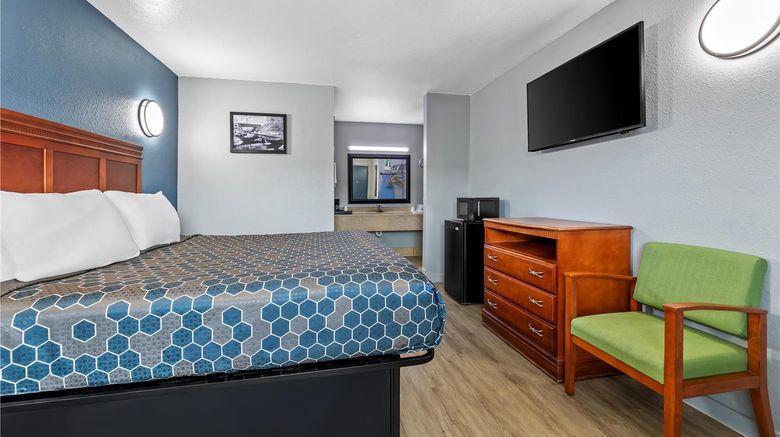 <b>Americas Best Value Inn Indianola Room</b>. Images powered by <a href="https://iceportal.shijigroup.com/" title="IcePortal" target="_blank">IcePortal</a>.