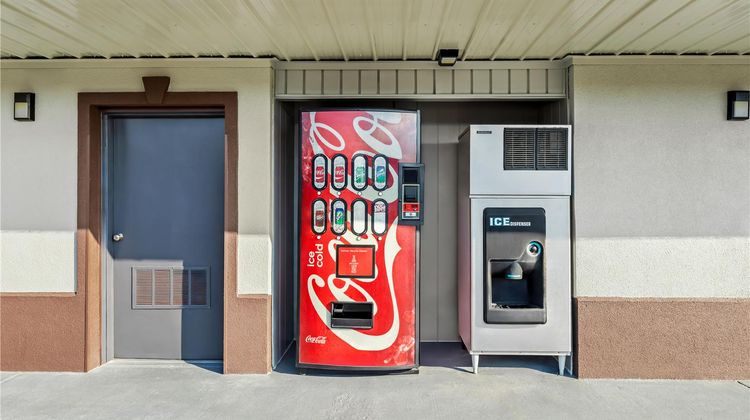 Americas Best Value Inn Indianola Other