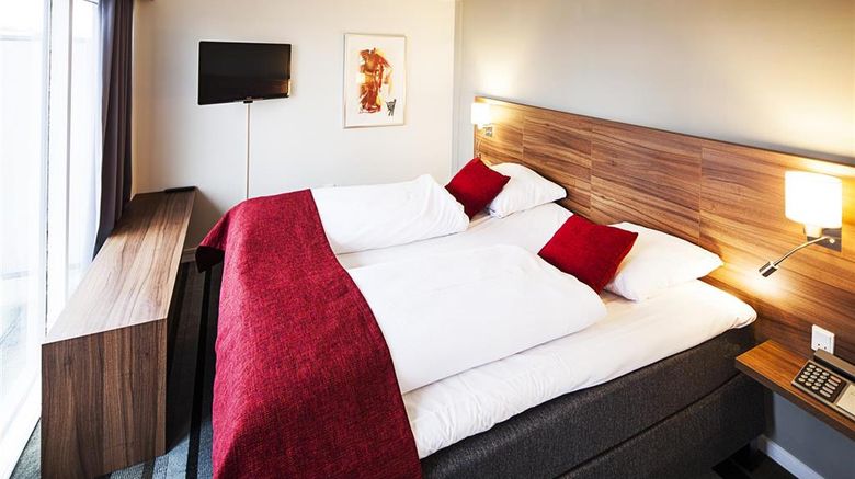 <b>Hotel Atlantic Suite</b>. Images powered by <a href="https://iceportal.shijigroup.com/" title="IcePortal" target="_blank">IcePortal</a>.