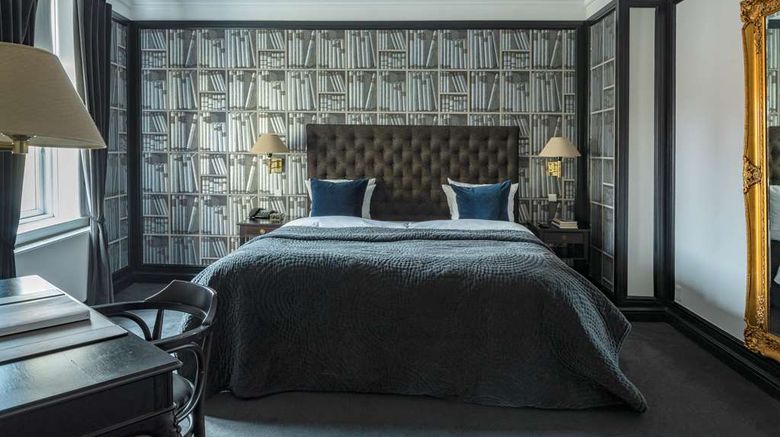 <b>Hotel Kong Frederik Suite</b>. Images powered by <a href="https://iceportal.shijigroup.com/" title="IcePortal" target="_blank">IcePortal</a>.