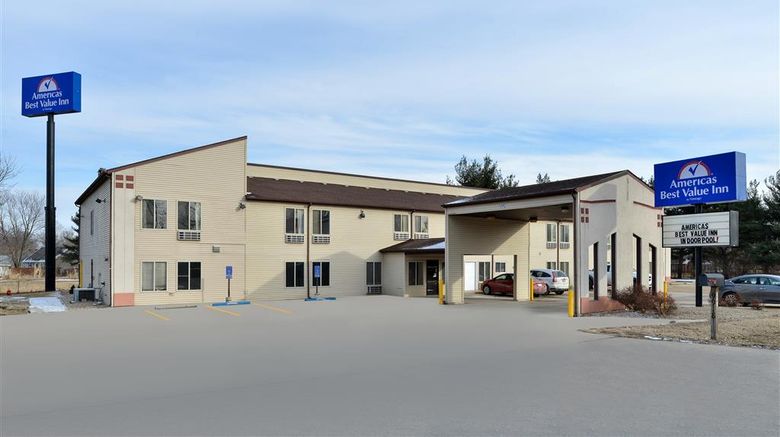 <b>Americas Best Value Inn, Beardstown Exterior</b>. Images powered by <a href="https://iceportal.shijigroup.com/" title="IcePortal" target="_blank">IcePortal</a>.