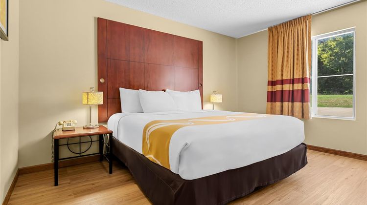 Americas Best Value Inn, Beardstown Suite