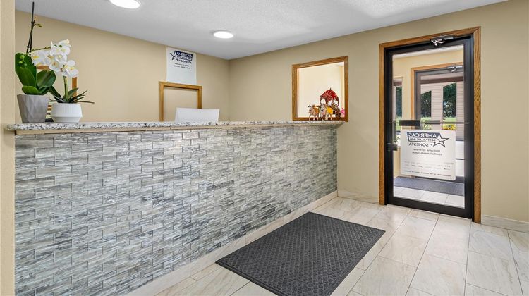 Americas Best Value Inn, Beardstown Lobby
