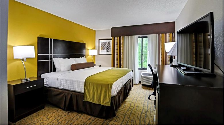 <b>Best Western Plus Hanes Mall Hotel Room</b>. Images powered by <a href="https://iceportal.shijigroup.com/" title="IcePortal" target="_blank">IcePortal</a>.