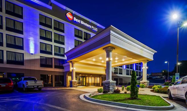 Best Western Plus Hanes Mall Hotel Exterior