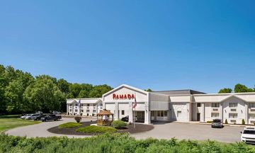 Ramada by Wyndham Whitehall/Allentown