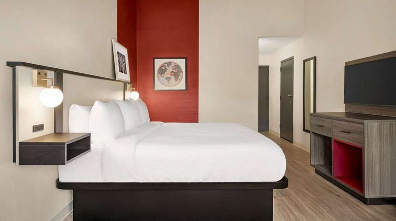 <b>Ramada by Wyndham Whitehall/Allentown Room</b>. Images powered by <a href="https://iceportal.shijigroup.com/" title="IcePortal" target="_blank">IcePortal</a>.