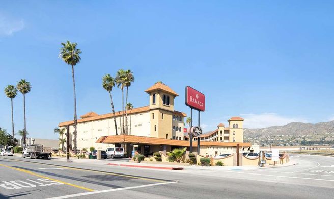 Ramada Burbank Airport Exterior