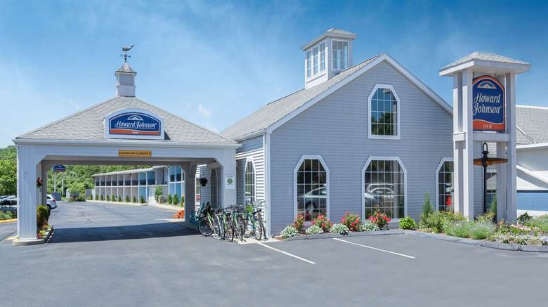 <b>Howard Johnson Inn Mystic Exterior</b>. Images powered by <a href="https://iceportal.shijigroup.com/" title="IcePortal" target="_blank">IcePortal</a>.