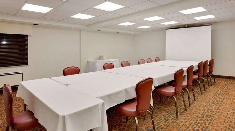 Ramada Marquette Meeting