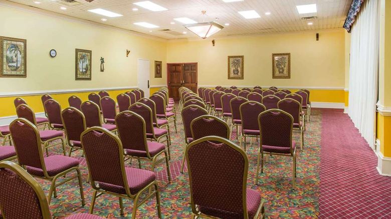 <b>Ramada by Wyndham Wytheville Meeting</b>. Images powered by <a href="https://iceportal.shijigroup.com/" title="IcePortal" target="_blank">IcePortal</a>.