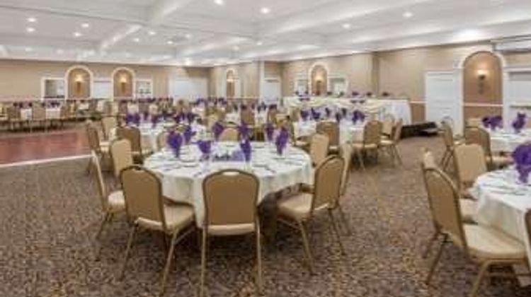 Ramada Fresno Near Cal State Ballroom