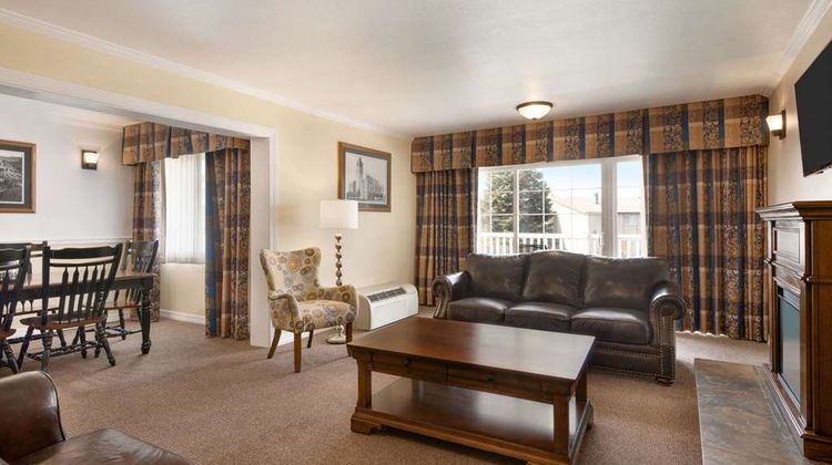 Ramada at Spokane Airport Suite