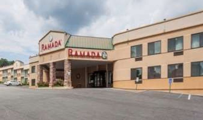 Ramada Newburgh/West Point Exterior