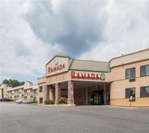 Ramada Newburgh/West Point Exterior