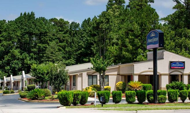 Howard Johnson Express Inn - Wilmington Exterior