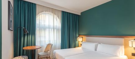 Hotel Elche Centro Affiliated by Melia Room