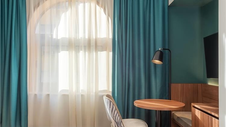 Hotel Elche Centro Affiliated by Melia Room