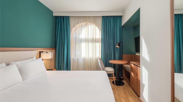 Hotel Elche Centro Affiliated by Melia Room