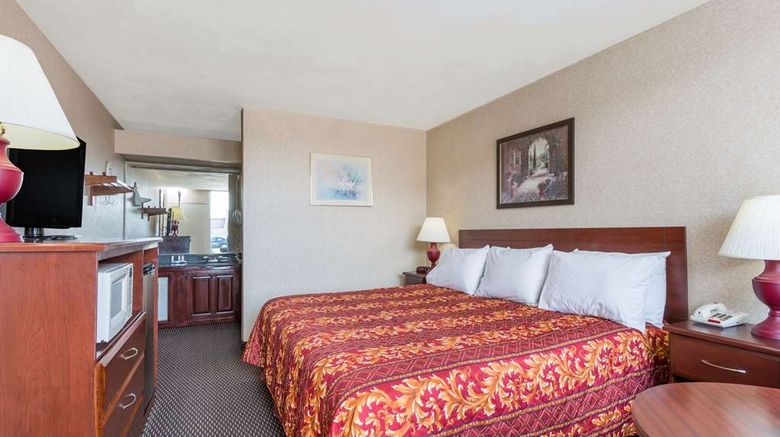 <b>Ramada Limited Norfolk Room</b>. Images powered by <a href="https://iceportal.shijigroup.com/" title="IcePortal" target="_blank">IcePortal</a>.