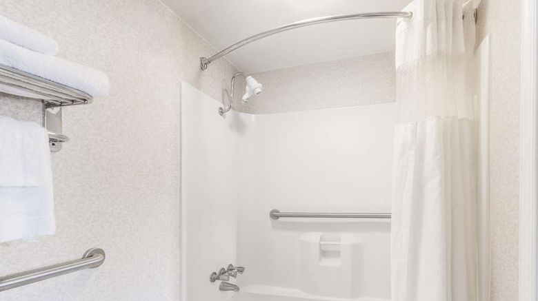 <b>Ramada Limited Norfolk Room</b>. Images powered by <a href="https://iceportal.shijigroup.com/" title="IcePortal" target="_blank">IcePortal</a>.