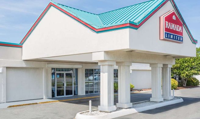 Ramada Limited Norfolk Exterior