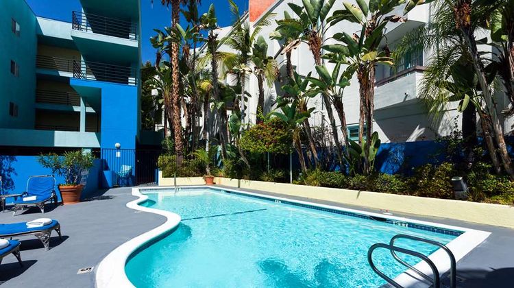 Ramada Plaza West Hollywood Hotel/Suites Pool