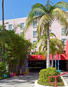 Ramada Plaza West Hollywood Hotel/Suites