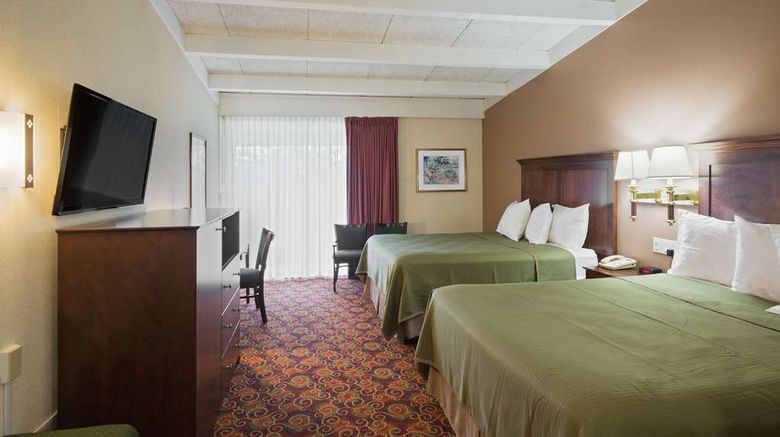 <b>Howard Johnson Hotel - Toms River Room</b>. Images powered by <a href="https://iceportal.shijigroup.com/" title="IcePortal" target="_blank">IcePortal</a>.