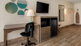 Howard Johnson Hotel - Toms River Suite