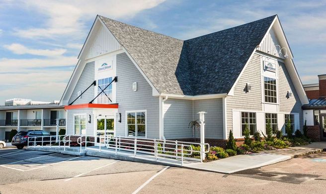 Howard Johnson Newport Area/Middletown Exterior