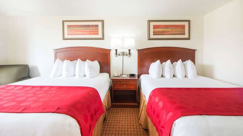 <b>Ramada Enid Room</b>. Images powered by <a href="https://iceportal.shijigroup.com/" title="IcePortal" target="_blank">IcePortal</a>.