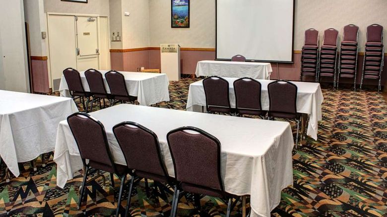 <b>Ramada by Wyndham Grand Junction Meeting</b>. Images powered by <a href="https://iceportal.shijigroup.com/" title="IcePortal" target="_blank">IcePortal</a>.