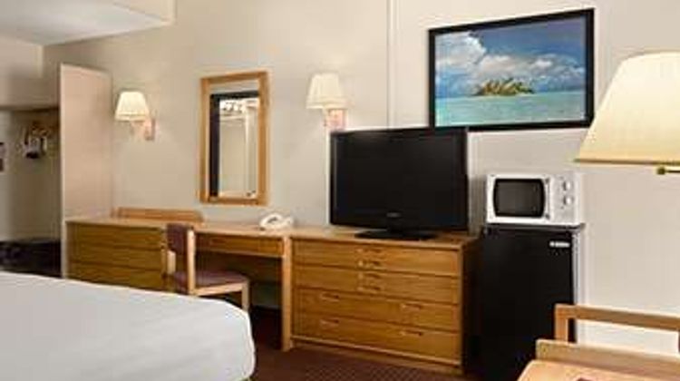 Ramada by Wyndham Grand Junction Room