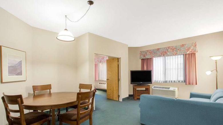 <b>Ramada St George Room</b>. Images powered by <a href="https://iceportal.shijigroup.com/" title="IcePortal" target="_blank">IcePortal</a>.