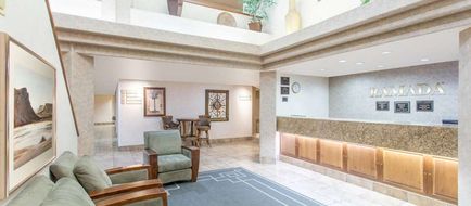 Ramada St George Lobby