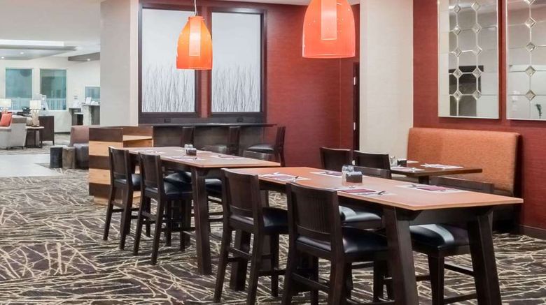 <b>Ramada Grand Forks Restaurant</b>. Images powered by <a href="https://iceportal.shijigroup.com/" title="IcePortal" target="_blank">IcePortal</a>.