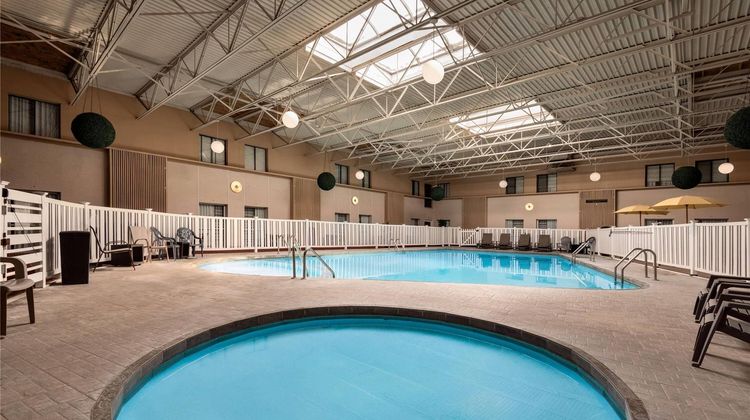 Ramada Grand Forks Pool