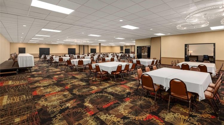 Ramada Grand Forks Meeting