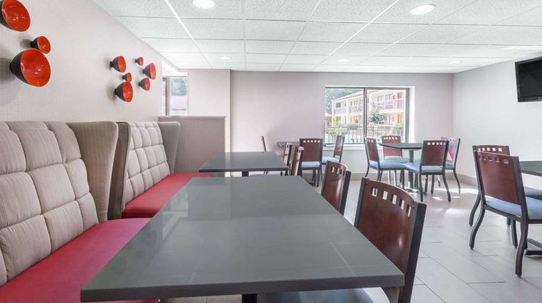 <b>Ramada Tuscaloosa Other</b>. Images powered by <a href="https://iceportal.shijigroup.com/" title="IcePortal" target="_blank">IcePortal</a>.