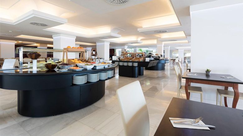 <b>Hotel Palma Bellver managed by Melia Restaurant</b>. Images powered by <a href="https://iceportal.shijigroup.com/" title="IcePortal" target="_blank">IcePortal</a>.