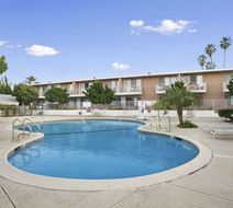 Ramada Torrance Lobby