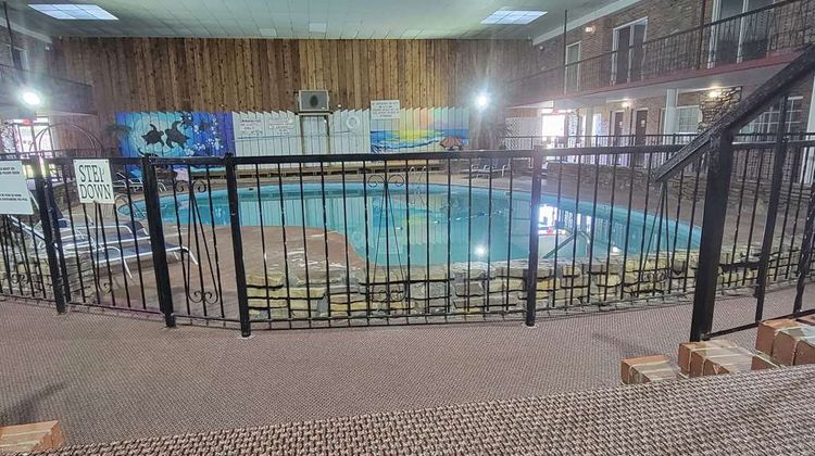 Ramada Mountain Home Pool