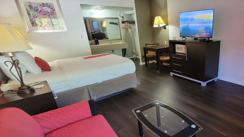 <b>Ramada Mountain Home Room</b>. Images powered by <a href="https://iceportal.shijigroup.com/" title="IcePortal" target="_blank">IcePortal</a>.