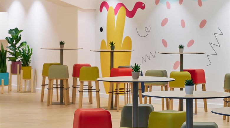 <b>Innside Barcelona Apolo Restaurant</b>. Images powered by <a href="https://iceportal.shijigroup.com/" title="IcePortal" target="_blank">IcePortal</a>.